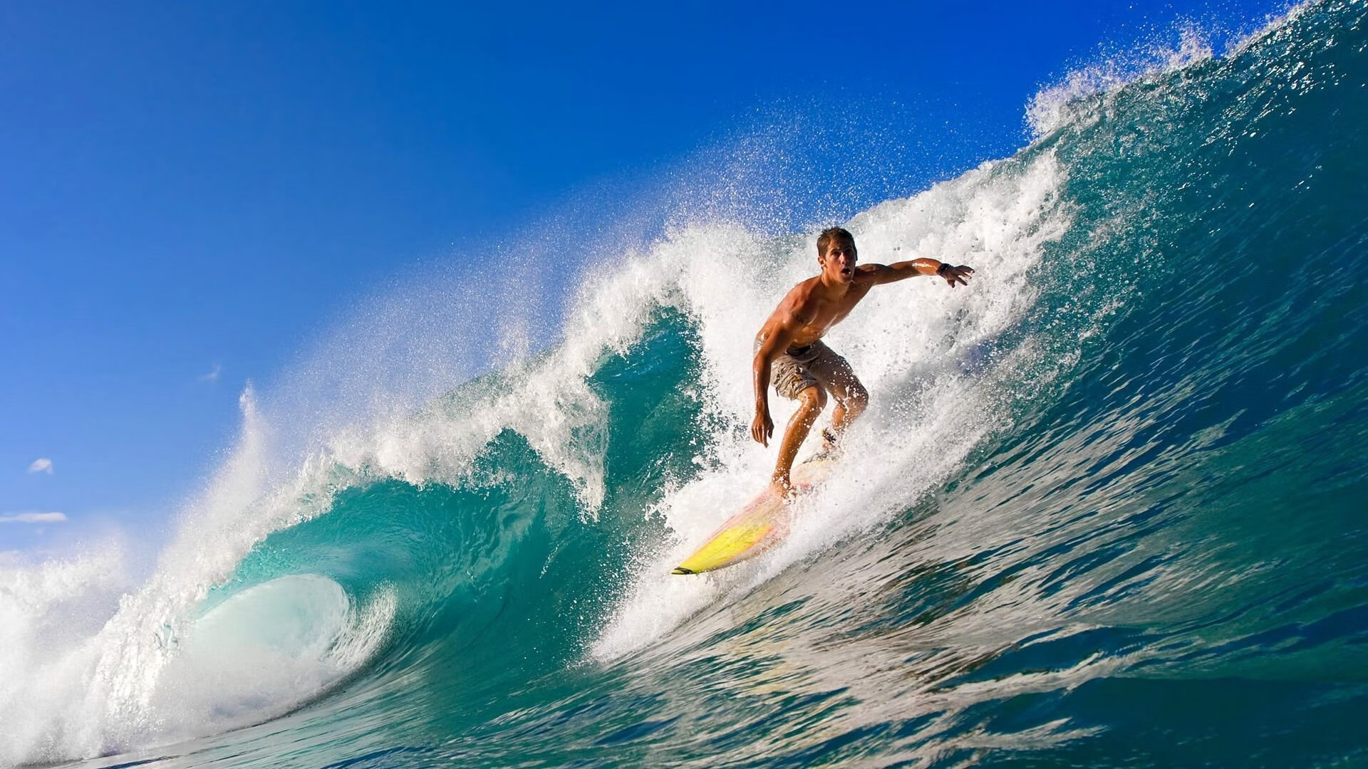 巴萨前锋破解对手防线，领先其他射手一步，巴萨历史的传奇前锋